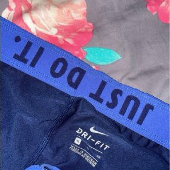 Nike workout shorts - Picture 2 of 2